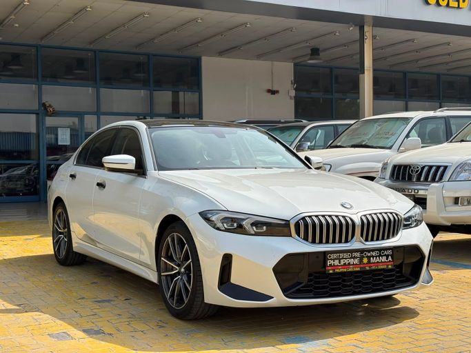 مستعملة BMW 3 Series 320i عملية فيس ليفت VII (G2x), 2.0 l, 2024 في في الإمارات, دبي من Philippine Used Cars Showroom، اللون أبيض. المواصفات الصينية | AUTO.AE | إعلان #274488