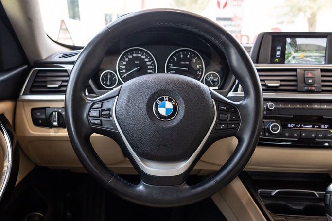 Подержанный BMW 4 Series 420i F32/F33/F36 Рестайлинг, 2.0 л, 2019 в Дубае от Linda Cars Белый цвет. GCC | AUTO.AE