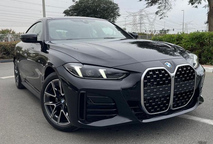 Новый BMW 4 Series 420i G22, G23, G26, 2.0 л, 2025 в Дубае от Auto Gallery DXB Черный цвет. GCC | AUTO.AE