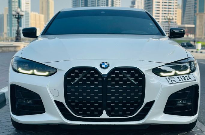 Used BMW 4 Series 430i G22, G23, G26, 2.0 l, 2021 in Dubai, White color. GCC Specs | AUTO.AE