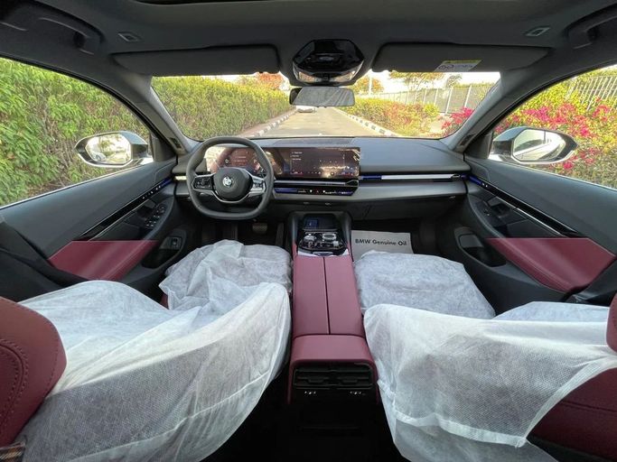 New BMW 5 Series 530i VIII (G60/G61/G68), 2.0 l, 2025 in Dubai by Auto Gallery DXB, Black color. GCC Specs | AUTO.AE