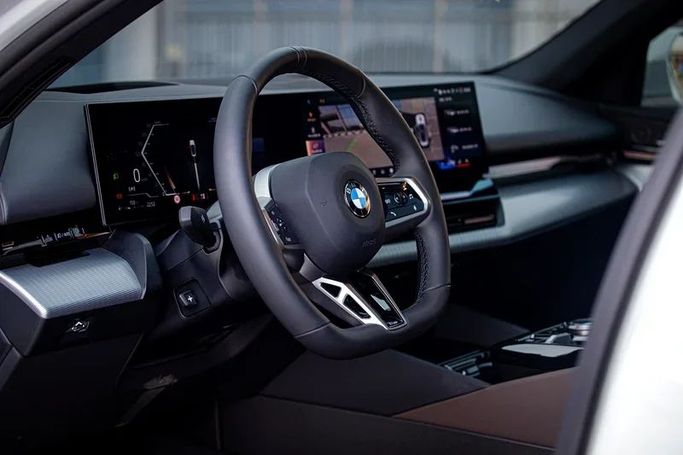 Новый BMW 5 Series 520i VIII (G60/G61/G68), 2.0 л, 2025 в Дубае от MBA Motors Белый цвет. Other | AUTO.AE