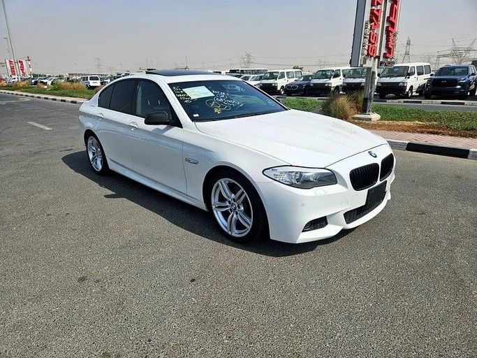 Used BMW 5 Series 530i VI (F10/F11/F07), 3.0 l, 2011 in Dubai by Irfan Motors, White color. Japanese Specs | AUTO.AE