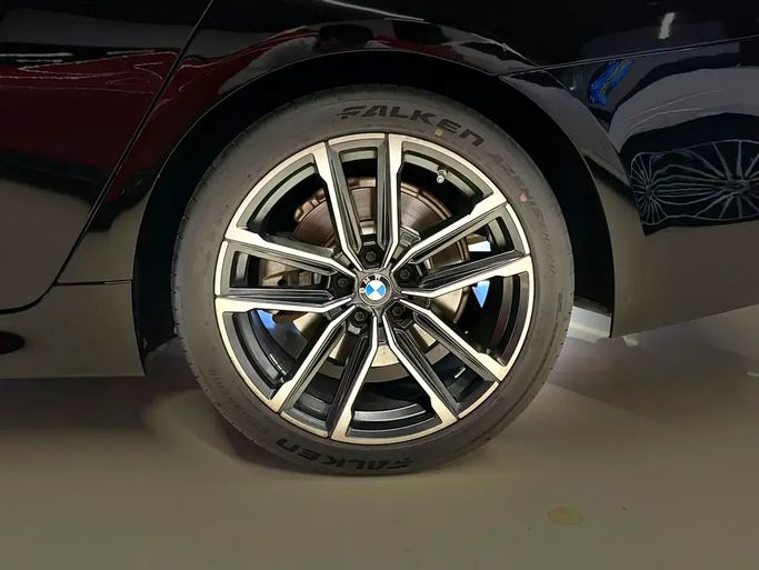 Used BMW 5 Series 520i VII (G30/G31), 2.0 l, 2018 in UAE, Dubai by GE Motors, Black color. European Specs | AUTO.AE | Listing #295558 — photo 17 of 17