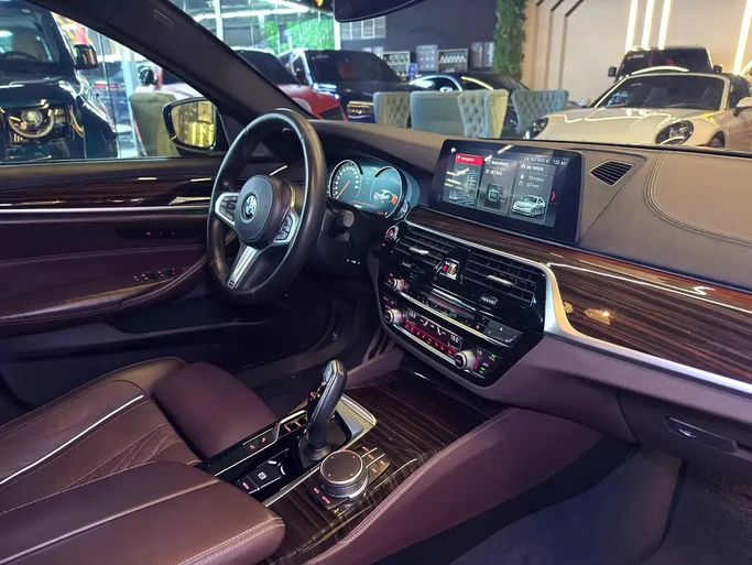 Used BMW 5 Series 530i xDrive VII (G30/G31), 2.0 l, 2017 in UAE, Dubai by GE Motors, Navy Blue color. GCC Specs | AUTO.AE | Listing #295566 — photo 16 of 20