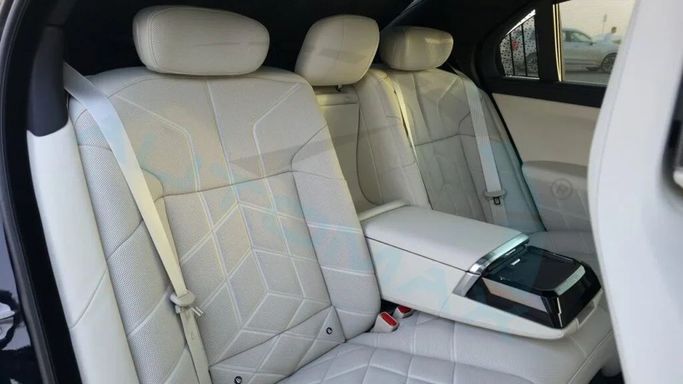 New BMW 7 Series 735i VII (G70), 3.0 l, 2025 in Dubai by Auto Max Group, Black color. GCC Specs | AUTO.AE