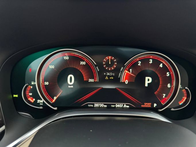 Подержанный BMW 7 Series 750Li VI (G11/G12), 4.4 л, 2016 в Дубае от Saeed Auto Черный цвет. Японская | AUTO.AE