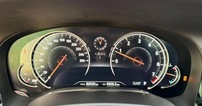 Подержанный BMW 7 Series 750Li VI (G11/G12), 4.4 л, 2017 в Дубае от Saeed Auto Черный цвет. Японская | AUTO.AE