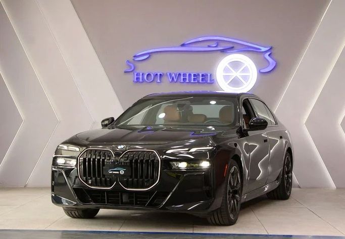 Подержанный BMW 7 Series 740i VII (G70), 3.0 л, 2024 в Дубае от Hot Wheel Used Motors Черный цвет. Other | AUTO.AE