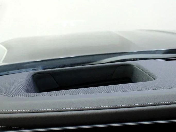 Подержанный BMW 7 Series 740i VII (G70), 3.0 л, 2024 в Дубае от Hot Wheel Used Motors Черный цвет. Other | AUTO.AE