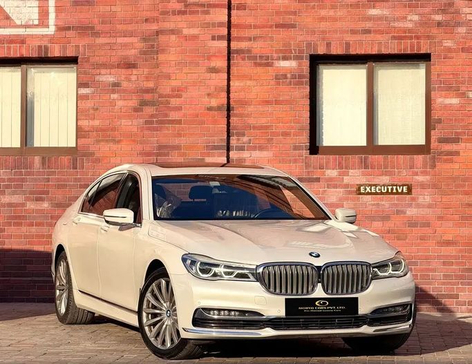 Подержанный BMW 7 Series 730Li VI (G11/G12), 2 л, 2016 в Дубае от Morya Jeswani Cars Белый цвет. GCC | AUTO.AE