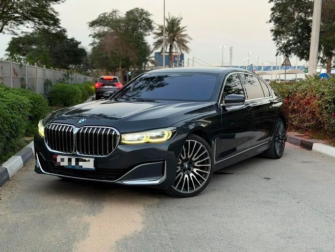 Used BMW 7 Series 750Li xDrive VI (G11/G12) Facelift, 4.4 l, 2020 in Dubai by VIP Stars, Black color. GCC Specs | AUTO.AE