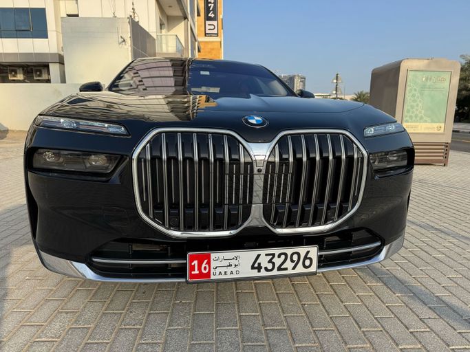 Used BMW 7 Series 735i VII (G70), 3.0 l, 2024 in Dubai, Black color. GCC Specs | AUTO.AE