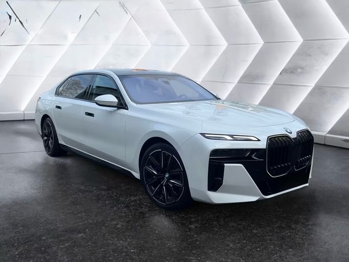 Подержанный BMW 7 Series 740d xDrive VII (G70), 3.0 л, 2025 в ОАЭ, Дубай от Fair Import Белый цвет. Европейская | AUTO.AE | Объявление #274206