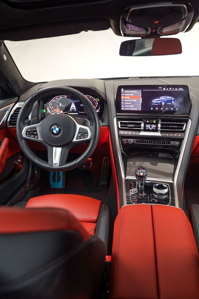 BMW 8 Series 840i II (G14/G15/G16) Рестайлинг, 2024 купе бизнес класса в Дубае от Uptown Rent A Car LLC черный цвет | AUTO.AE