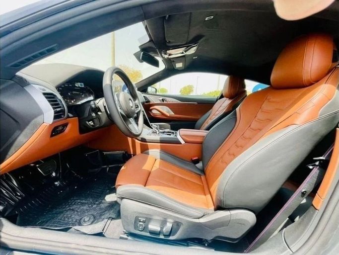 Новый BMW 8 Series M850i xDrive II (G14/G15/G16) Рестайлинг, 4.4 л, 2024 в Дубае от Ideal Cars LLC Серый цвет. GCC | AUTO.AE