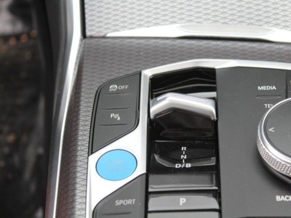 Новый BMW i3 40 I (G28) Рестайлинг, 2024 в Дубае от Titanum Cars Белый цвет. Other | AUTO.AE