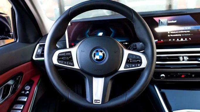 Новый BMW i3 40 I (G28) Рестайлинг, 2024 в Дубае от 8 Ba Motors Черный цвет. Other | AUTO.AE