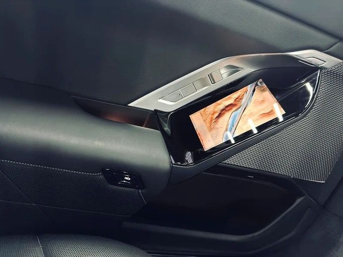 Used BMW i7 xDrive60, 2022 in Dubai by Zeus Motors, Grey color. European Specs | AUTO.AE