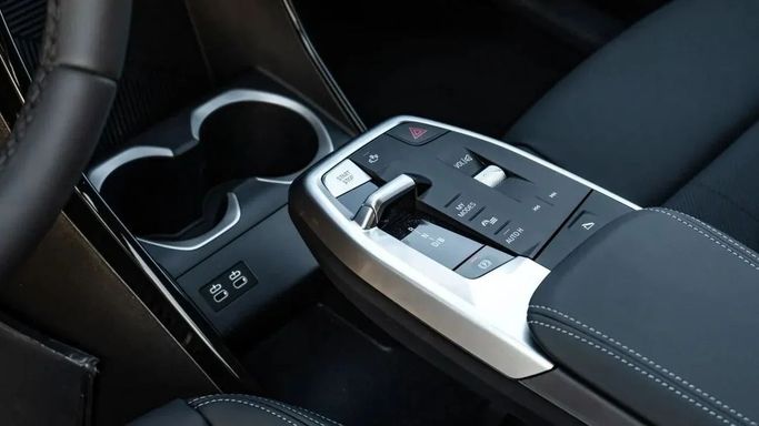 New BMW iX1 xDrive 30, 2022 in Dubai by Altass Motors, White color. Other | AUTO.AE