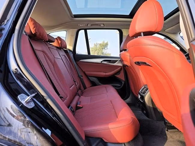 Новый BMW iX3 I (G08) Рестайлинг, 2025 в Дубае от Soltan Auto Черный цвет. Китайская | AUTO.AE