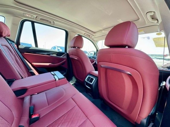 Новый BMW iX3 I (G08) Рестайлинг, 2025 в Дубае от Titanum Cars Черный цвет. Other | AUTO.AE
