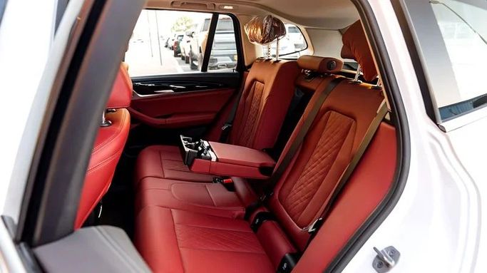 Новый BMW iX3 I (G08) Рестайлинг, 2025 в Дубае от 8 Ba Motors Белый цвет. Китайская | AUTO.AE