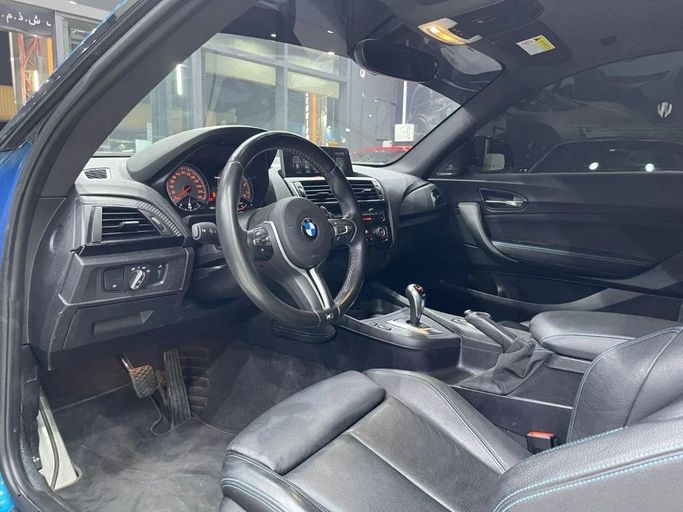 Подержанный BMW M2 F87 Рестайлинг, 3.0 л, 2017 в Дубае от Carbon Cars Синий цвет. Корейская | AUTO.AE