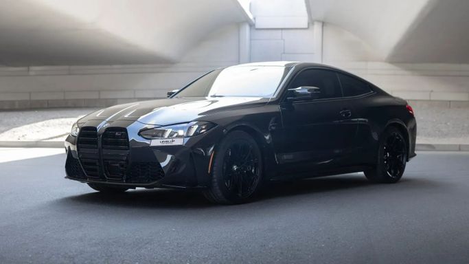 BMW M4 Competition Package G82/G83, 2023 رياضي كوبيه للتأجير في في دبي من LeveL Up Car Rental ، اللون أسود | AUTO.AE | إعلان #1811
