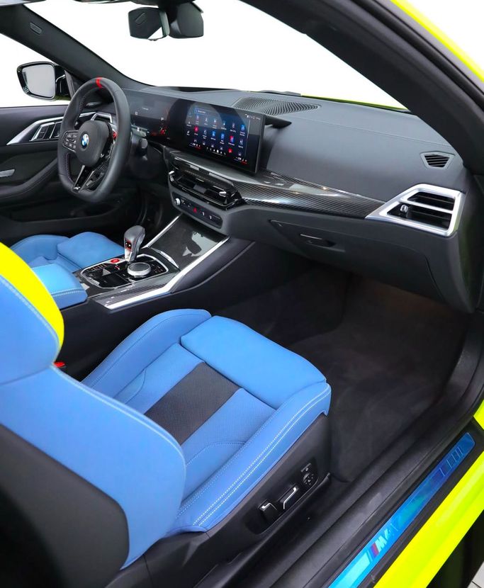 Новый BMW M4 Competition Package G82/G83 Рестайлинг, 3.0 л, 2025 в Дубае Желтый цвет. Канадская | AUTO.AE