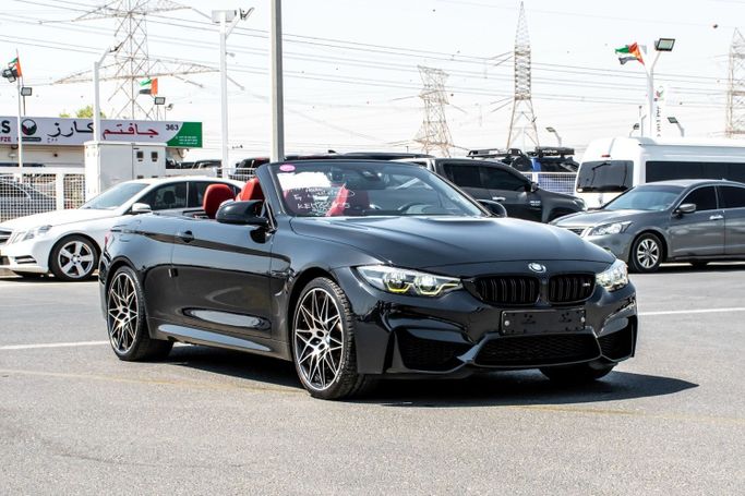 مستعملة BMW M4 Competition Package عملية فيس ليفت F82/F83, 3.0 l, 2019 في في دبي من RIVER AUTO FZCO، اللون أسود. المواصفات الكورية | AUTO.AE | إعلان #258073