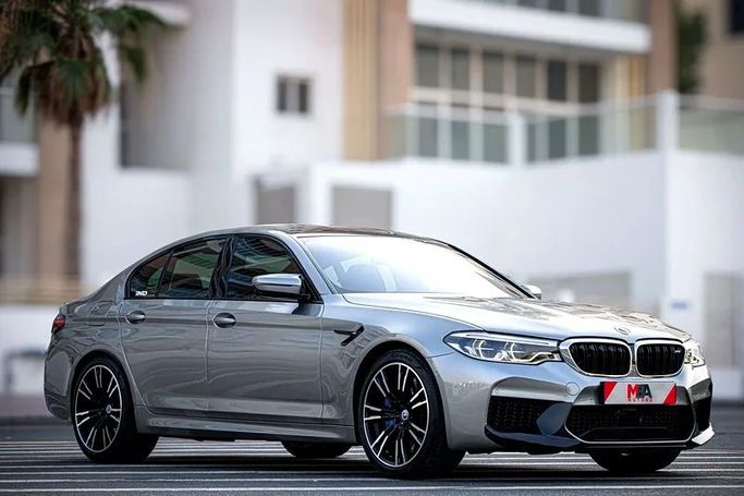 Used BMW M5 VI (F90), 4.4 l, 2019 in Dubai by MBA Motors, Silver color. Korean Specs | AUTO.AE