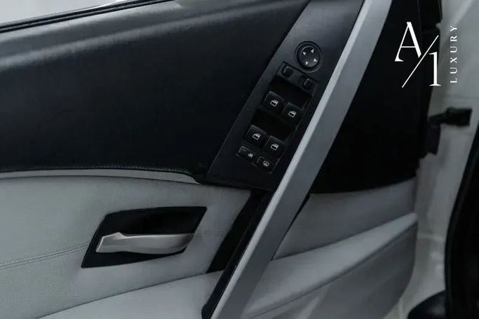 Подержанный BMW M5 IV (E60/E61), 5.0 л, 2007 в Дубае от A1 Luxury Motors Белый цвет. GCC | AUTO.AE