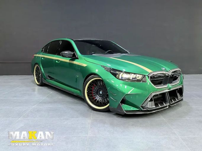 مستعملة BMW M5 سابعاً (G90), 4.4 l, 2025 في في دبي من Makan Luxury Motors، اللون أخضر. مواصفات الخليج | AUTO.AE | إعلان #254760