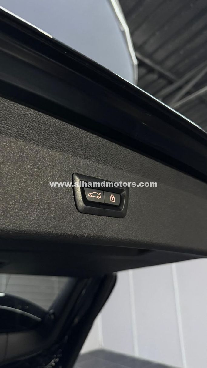 Used BMW X1 20i xDrive II (F48) Facelift, 2.0 l, 2021 in Dubai by Alhamd Motors, Black color. Other | AUTO.AE