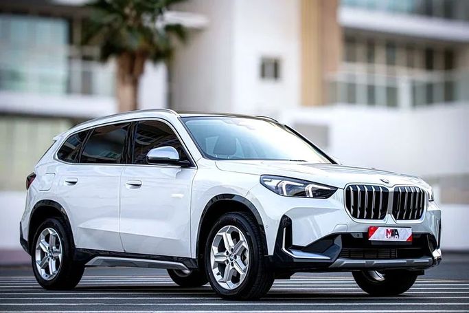 Подержанный BMW X1 25Li xDrive III (U11/U12), 2.0 л, 2024 в Дубае от MBA Motors Белый цвет. Other | AUTO.AE