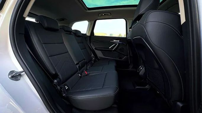 Подержанный BMW X1 25Li xDrive III (U11/U12), 2.0 л, 2024 в Дубае от MBA Motors Белый цвет. Other | AUTO.AE