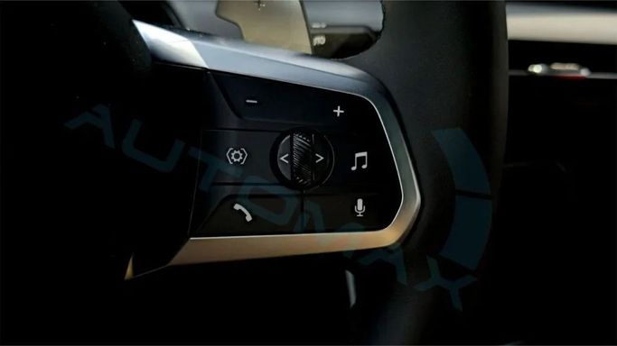 Новый BMW X2 sDrive18i II (U10), 1.5 л, 2025 в Дубае от Auto Max Group Черный цвет. GCC | AUTO.AE