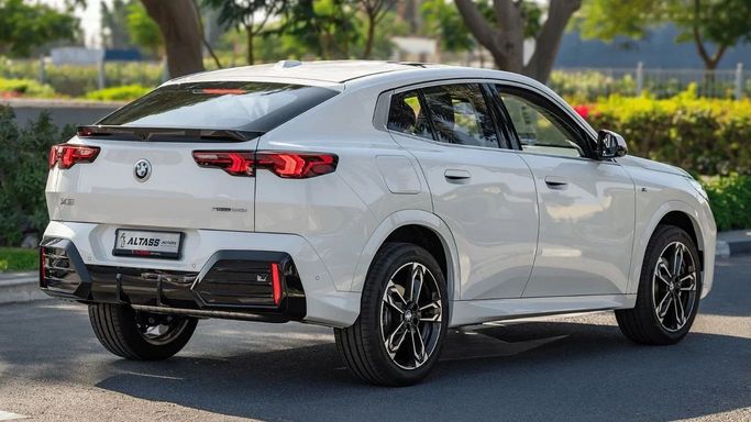 New BMW X2 sDrive25i II (U10), 2.0 l, 2025 in Dubai by Altass Motors, White color.  | AUTO.AE