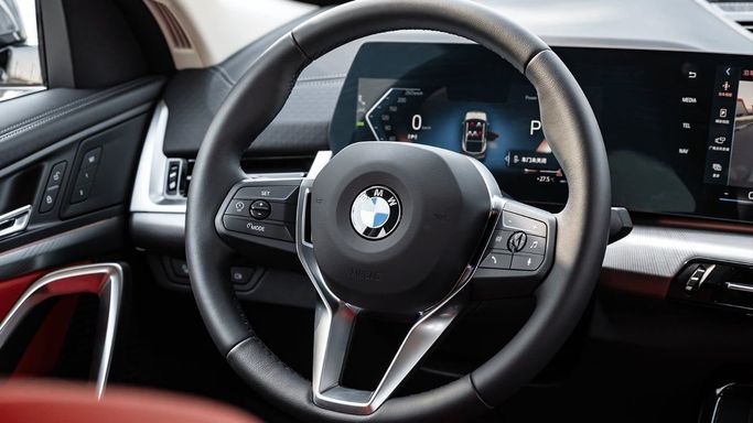 New BMW X2 sDrive25i II (U10), 2.0 l, 2025 in Dubai by Altass Motors, White color. Other | AUTO.AE