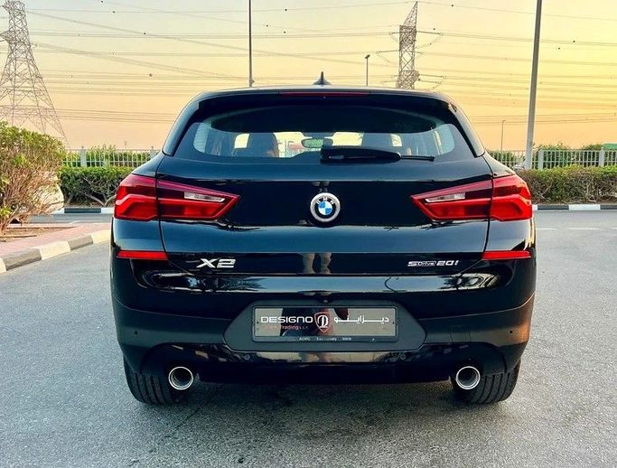 Подержанный BMW X2 xDrive20i I (F39), 2.0 л, 2020 в Дубае от Designo Cars Trading Черный цвет. GCC | AUTO.AE