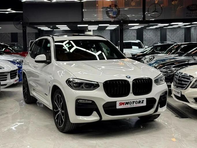 مستعملة BMW X3 30i xDrive III (G01), 2.0 l, 2018 في في دبي من SM MOTORZ، اللون أبيض. مواصفات الخليج | AUTO.AE | إعلان #247384