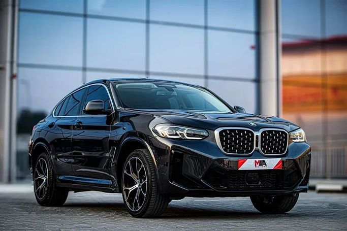 Подержанный BMW X4 20i II (G02) Рестайлинг, 2.0 л, 2023 в Дубае от MBA Motors Черный цвет. Корейская | AUTO.AE