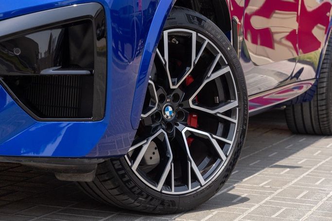 Подержанный BMW X5 M Competition III (F95) Рестайлинг, 4.4 л, 2024 в Дубае от Linda Cars Синий цвет. GCC | AUTO.AE