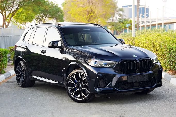 Used ⁦BMW X5 M Competition III (F95), 4.4 l, 2023⁩ in UAE, Dubai by Al Amid Global Auto LLC FZ, Navy Blue color. European Specs | AUTO.AE | Listing #288636