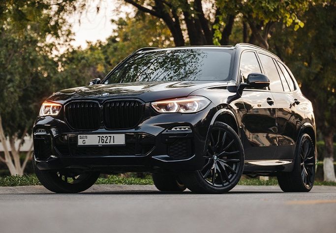 BMW X5 40i xDrive IV (G05/G18), 2023 внедорожник 5 дв. long бизнес класса в Дубае от Kleemol Car Rental Dubai тёмно-синий цвет | AUTO.AE | Объявление #1952