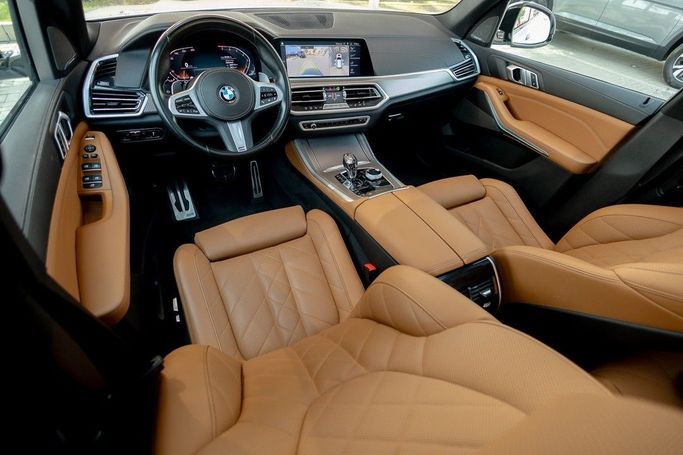 Used BMW X5 40i IV (G05/G18) Facelift, 3.0 l, 2023 in Dubai by Linda Cars, White color. GCC Specs | AUTO.AE