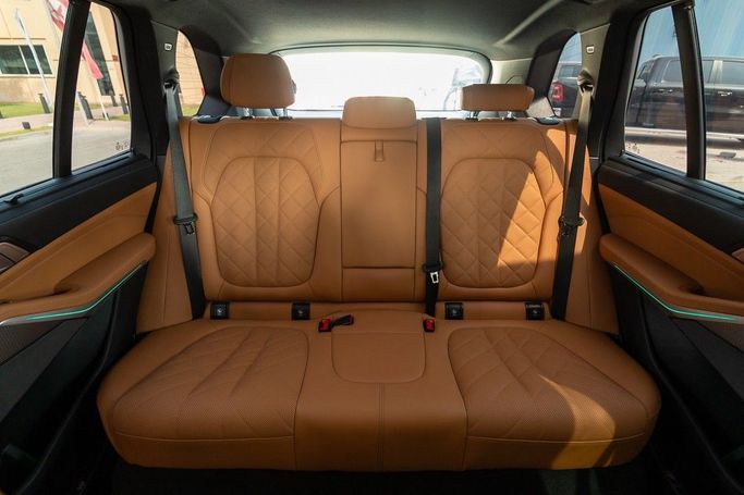 Used BMW X5 40i IV (G05/G18) Facelift, 3.0 l, 2023 in Dubai by Linda Cars, White color. GCC Specs | AUTO.AE