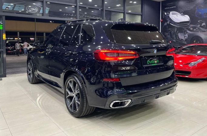 Подержанный BMW X5 40i IV (G05/G18), 3.0 л, 2020 в Дубае от Carbon Cars Тёмно-синий цвет. GCC | AUTO.AE