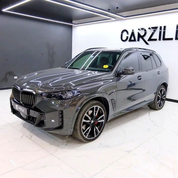 Used BMW X5 40i IV (G05/G18) Facelift, 3.0 l, 2024 in Dubai by Carzilla Motors, Black color. GCC Specs | AUTO.AE